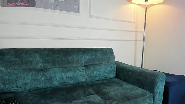 Zoe Cheshire online show from 03/04/25, 08:38