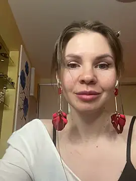 Snapshot of ReginaSparkle chatting on 03/07/25, 04:46 ReginaSparkle online show from 03/07/25, 04:46