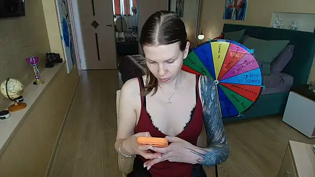ReginaSparkle online show from 06/19/26, 09:35