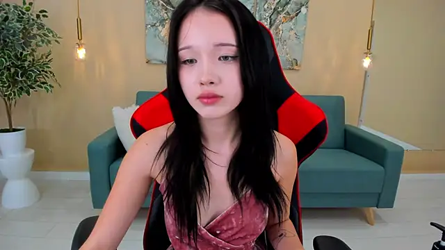 Snapshot of AnneCurtis chatting on 03/04/25, 03:37 AnneCurtis online show from 03/04/25, 03:37