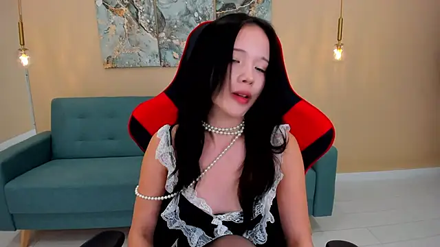 Snapshot of AnneCurtis chatting on 03/09/25, 03:49 AnneCurtis online show from 03/09/25, 03:49