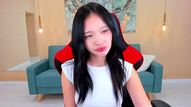 Snapshot of AnneCurtis chatting on 03/11/25, 03:45 AnneCurtis online show from 03/11/25, 03:45