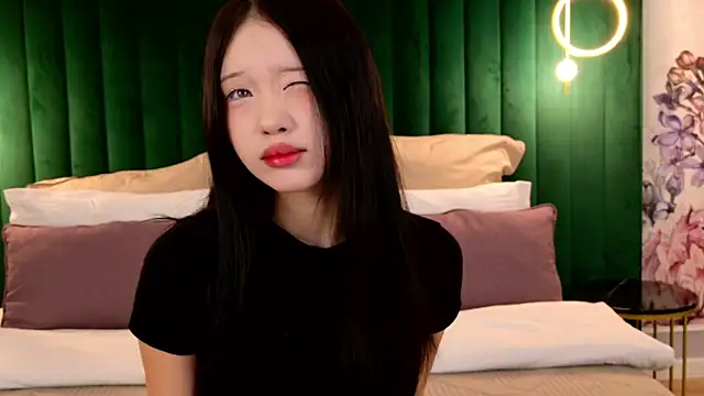 Snapshot of AnneCurtis chatting on 04/03/26, 03:04 AnneCurtis online show from 04/03/26, 03:04