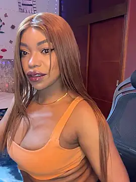 Snapshot of SaraYedid17 chatting on 11/13/25, 07:07 SaraYedid17 online show from 11/13/25, 07:07