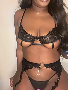 Snapshot of 3xoticNiyah chatting on 03/12/26, 09:32 3xoticNiyah online show from 03/12/26, 09:32