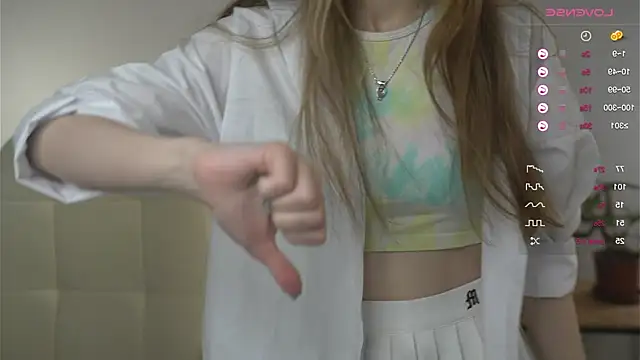 Snapshot of OdelinaEliot chatting on 01/29/25, 07:00 OdelinaEliot online show from 01/29/25, 07:00