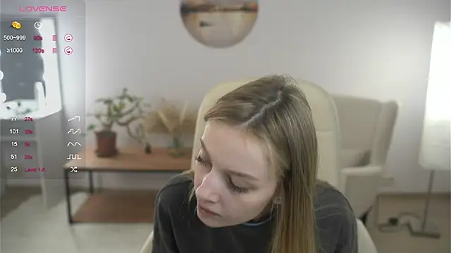 Snapshot of OdelinaEliot chatting on 02/05/25, 11:02 OdelinaEliot online show from 02/05/25, 11:02