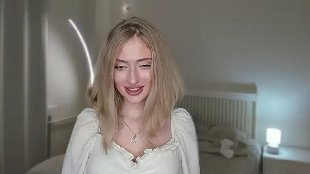 Snapshot of ElizabethHilll chatting on 01/29/25, 08:14 ElizabethHilll online show from 01/29/25, 08:14