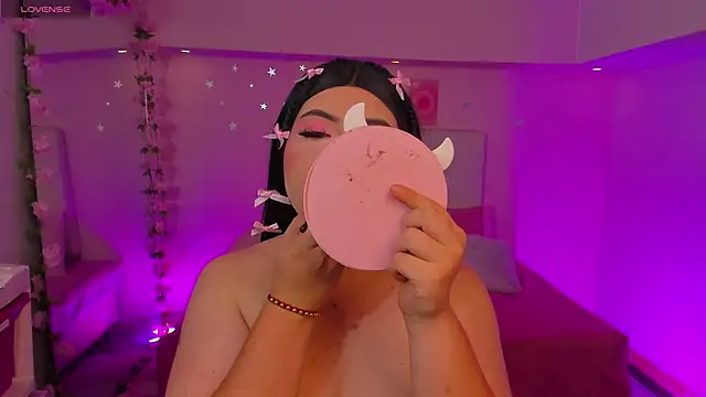 ScarlettDreamss7 online show from 11/25/25, 12:16