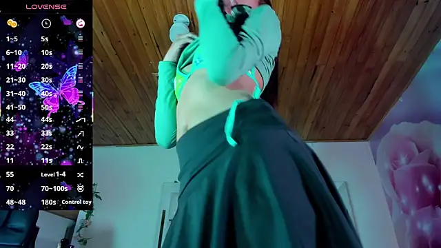 emili clark online show from 02/02/25, 04:15