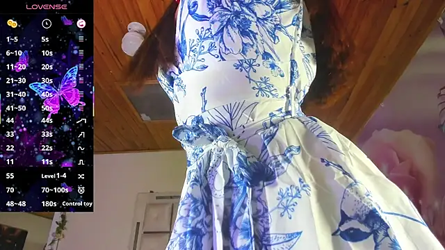 emili clark online show from 02/05/25, 04:16