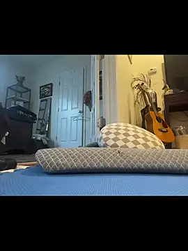 Prolapse Pig online show from 12/21/25, 09:11