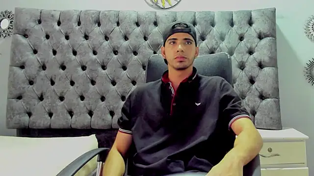 RYAN PATERSON online show from 01/22/25, 07:34