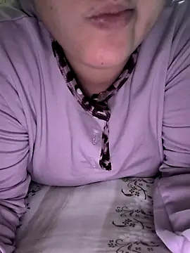 Snapshot of tonypippi chatting on 12/01/25, 08:58 tonypippi online show from 12/01/25, 08:58