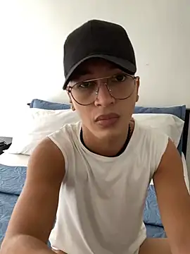 Diegosavage3 online show from 09/17/25, 06:53