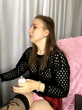 LillyFan-X online show from 11/03/25, 04:36