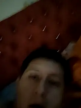 Snapshot of Thiago593 chatting on 03/05/25, 05:29 Thiago593 online show from 03/05/25, 05:29