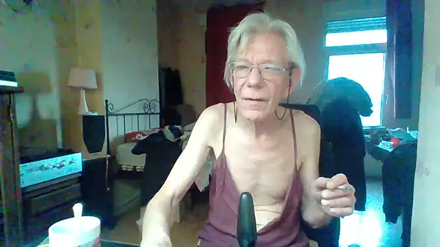 Snapshot of rosanetrav chatting on 03/09/26, 06:39 rosanetrav online show from 03/09/26, 06:39