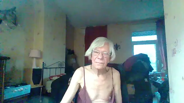 Snapshot of rosanetrav chatting on 03/24/26, 05:56 rosanetrav online show from 03/24/26, 05:56