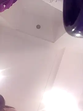 Snapshot of HotHornyEmmaX chatting on 01/25/25, 06:02 HotHornyEmmaX online show from 01/25/25, 06:02