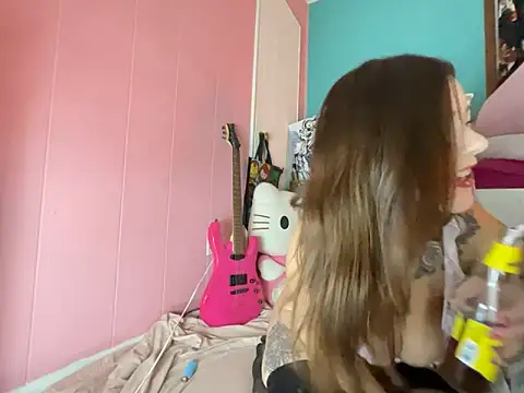 Snapshot of Angelxxbabyx chatting on 01/20/25, 01:50 Angelxxbabyx online show from 01/20/25, 01:50