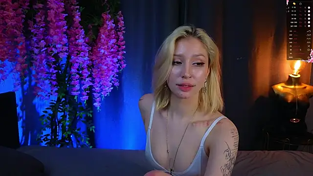 SallyCha online show from 02/20/25, 02:40