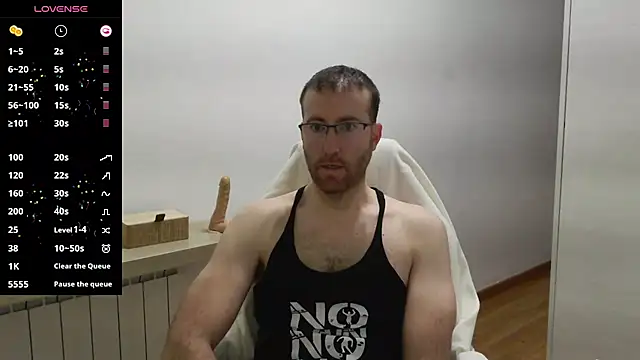 Snapshot of machohiberiko chatting on 02/02/25, 07:14 machohiberiko online show from 02/02/25, 07:14