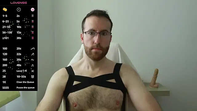 Snapshot of machohiberiko chatting on 02/23/25, 10:39 machohiberiko online show from 02/23/25, 10:39