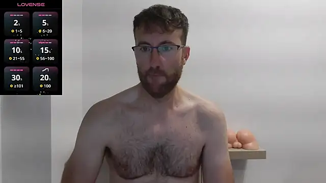 Snapshot of machohiberiko chatting on 10/14/25, 08:31 machohiberiko online show from 10/14/25, 08:31