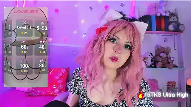 Snapshot of Kitty_Parker chatting on 09/16/25, 01:17 Kitty Parker online show from 09/16/25, 01:17