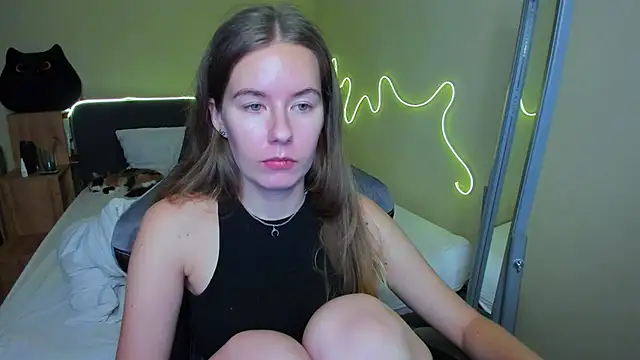 EmilyPaw online show from 11/22/25, 07:13