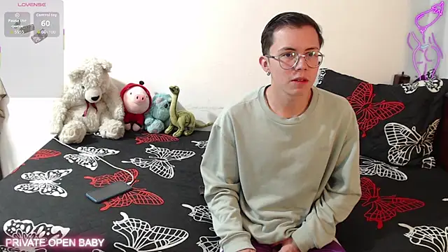 Tina 4 Charlie online show from 10/21/25, 12:17