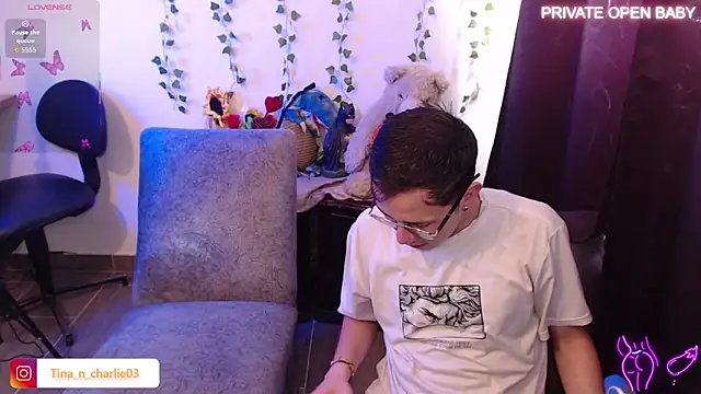 Tina 4 Charlie online show from 11/28/25, 02:31