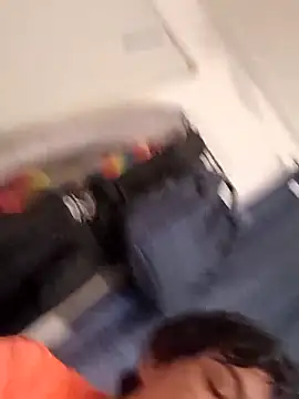 Snapshot of leodavid91 chatting on 11/25/25, 02:39 leodavid91 online show from 11/25/25, 02:39