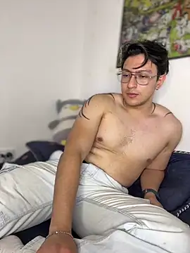 Snapshot of Amon__ashford chatting on 04/03/26, 02:09 Amon ashford online show from 04/03/26, 02:09