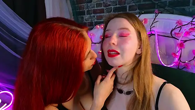 Snapshot of MarjorieBrown chatting on 03/17/26, 08:12 MarjorieBrown online show from 03/17/26, 08:12