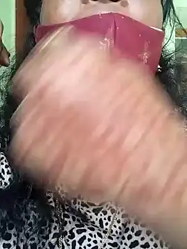 Snapshot of Tamil_Aathira chatting on 01/23/25, 04:19 Tamil Aathira online show from 01/23/25, 04:19