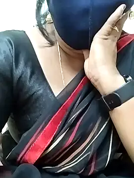 Snapshot of Tamil_Aathira chatting on 02/06/25, 07:07 Tamil Aathira online show from 02/06/25, 07:07