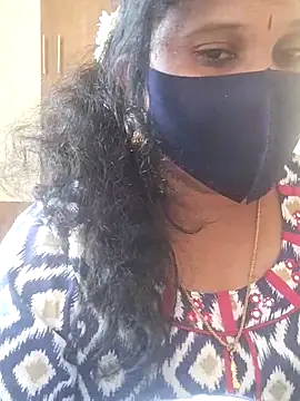 Snapshot of Tamil_Aathira chatting on 02/11/25, 08:15 Tamil Aathira online show from 02/11/25, 08:15