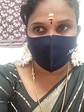 Snapshot of Tamil_Aathira chatting on 03/03/25, 03:09 Tamil Aathira online show from 03/03/25, 03:09