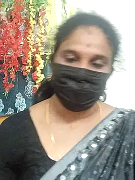 Snapshot of Tamil_Aathira chatting on 09/09/25, 09:25 Tamil Aathira online show from 09/09/25, 09:25