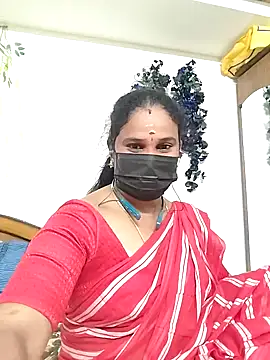 Snapshot of Tamil_Aathira chatting on 09/28/25, 01:44 Tamil Aathira online show from 09/28/25, 01:44