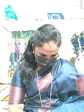 Snapshot of Tamil_Aathira chatting on 11/01/25, 05:26 Tamil Aathira online show from 11/01/25, 05:26