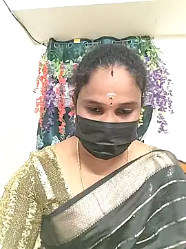 Snapshot of Tamil_Aathira chatting on 11/03/25, 07:04 Tamil Aathira online show from 11/03/25, 07:04