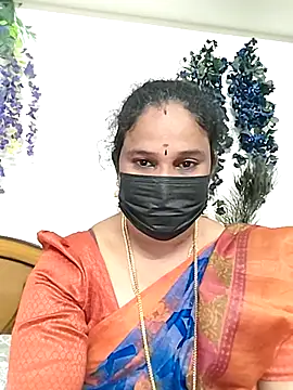 Snapshot of Tamil_Aathira chatting on 11/05/25, 08:09 Tamil Aathira online show from 11/05/25, 08:09