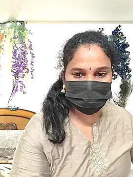 Snapshot of Tamil_Aathira chatting on 11/08/25, 08:36 Tamil Aathira online show from 11/08/25, 08:36