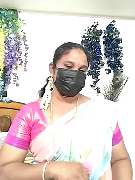 Snapshot of Tamil_Aathira chatting on 11/08/25, 08:40 Tamil Aathira online show from 11/08/25, 08:40