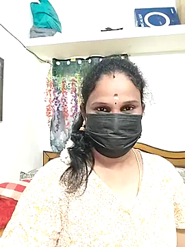 Snapshot of Tamil_Aathira chatting on 11/14/25, 10:58 Tamil Aathira online show from 11/14/25, 10:58