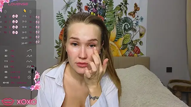 DianaShermy online show from 10/27/25, 03:16