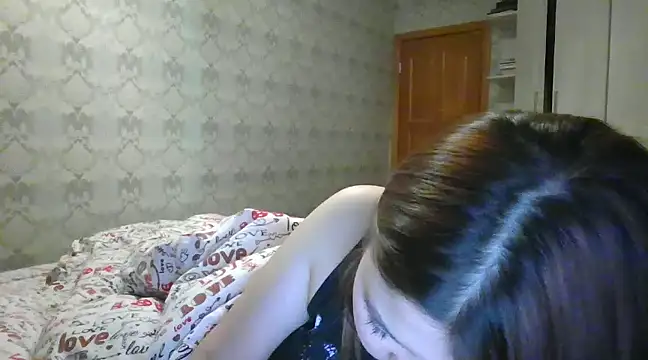 Snapshot of elysiann3 chatting on 02/05/25, 05:31 elysiann3 online show from 02/05/25, 05:31